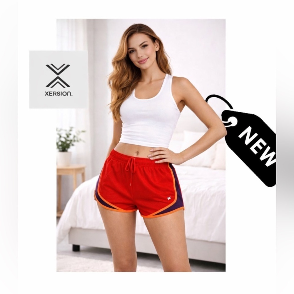 NWT Xersion semi fitted mid rise athletic shorts size small